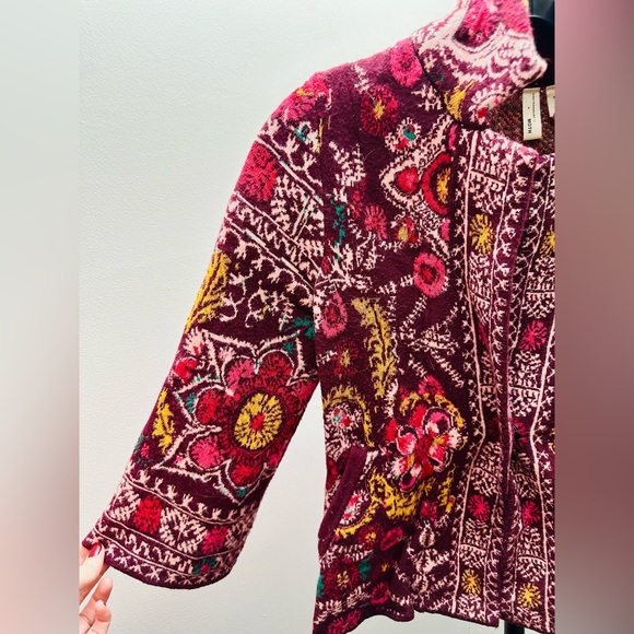 Moth for Anthropologie Berry Multi Floral One-Button, 3/4-Sleeve Cardi, XXS - Picture 4 of 8